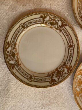 1921 Circa Noritake Porcelain China 37532/ 77630 Gilt (9) 10 " Plates Gold!